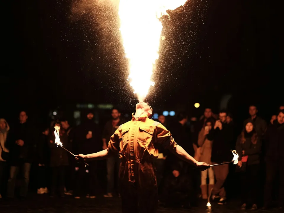 Naej spectacle