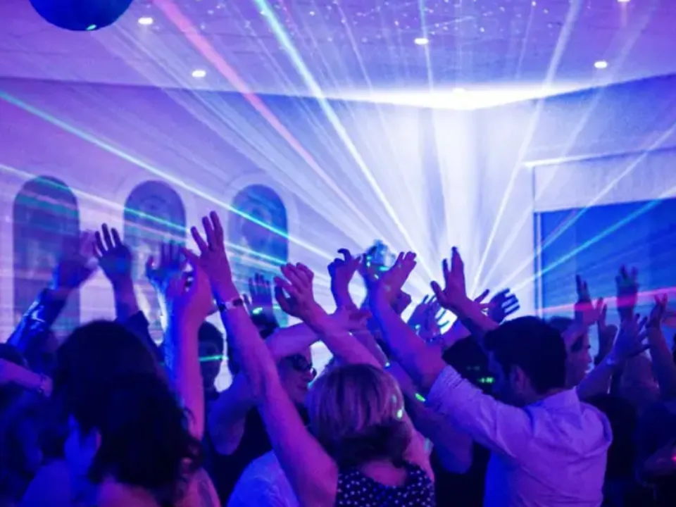 1somniak Animation pour  Entreprise et Mariage